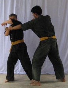hat ta kan Muay Chaisawat for the street. Three techniques every martial artist should know.